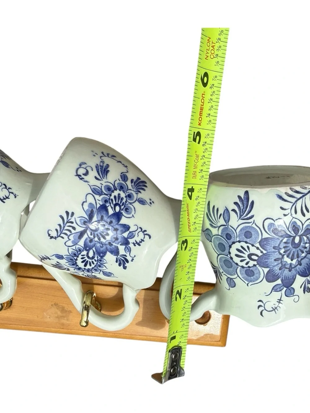 Vintage Delft Blue Ceramic Measuring Cups Wall Rack Set Farmhouse Cottage Decor